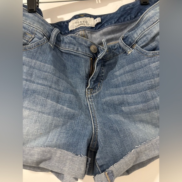 Torrid Blue Jean Shorts with Cuffed Hem - Picture 3 of 5